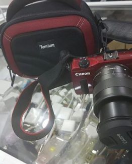canon eos M